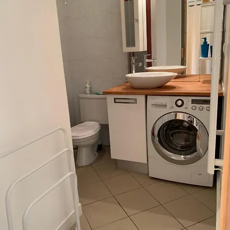 Maisonnette Proche Bord De Loire